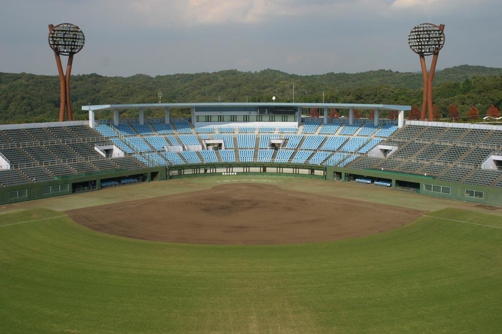 岡崎中央総合公園野球場
