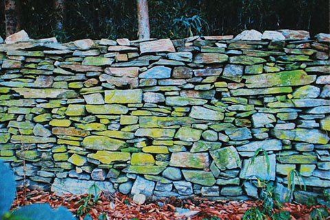 農地側よりも滑らかな造りの山手側。必見です