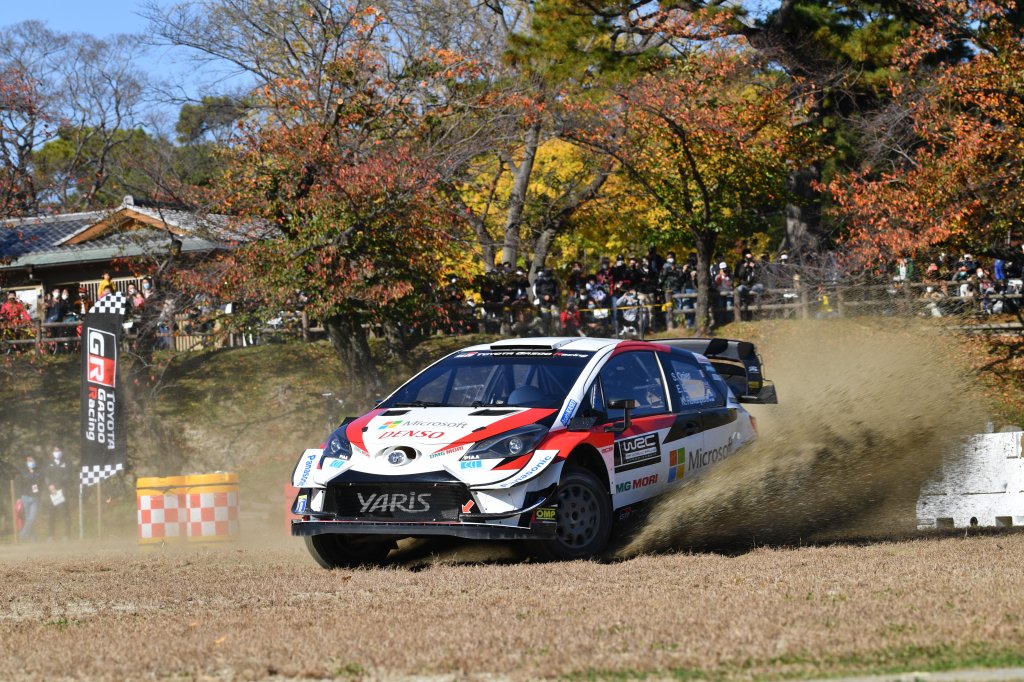 ラリージャパン１年前イベントで乙川河川敷を走る『ヤリスWRC』