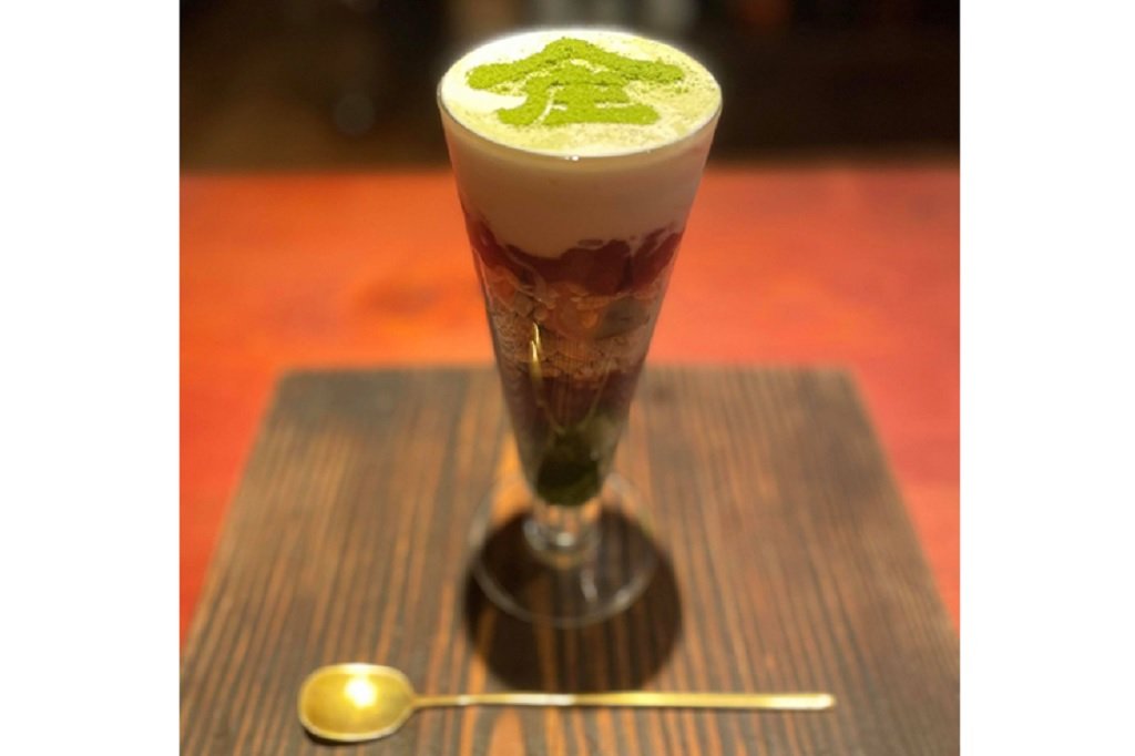 抹茶パフェ