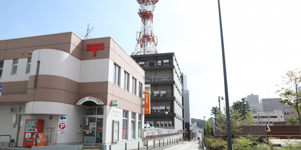 瀬名姫が岡崎で身を寄せていた「築山稲荷」の跡地。岡崎公園から歩いて10分ほど、現在は岡崎康生郵便局に