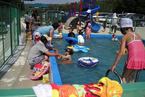 園によってはプールも置いてあります